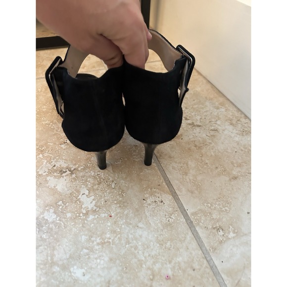 Pelle Moda Uliss Ankle Strap Kitten Heel Shoes Black Velvet 7.5 M - Picture 4 of 7